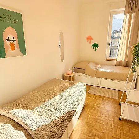 M8 Parkside Two Apartament *